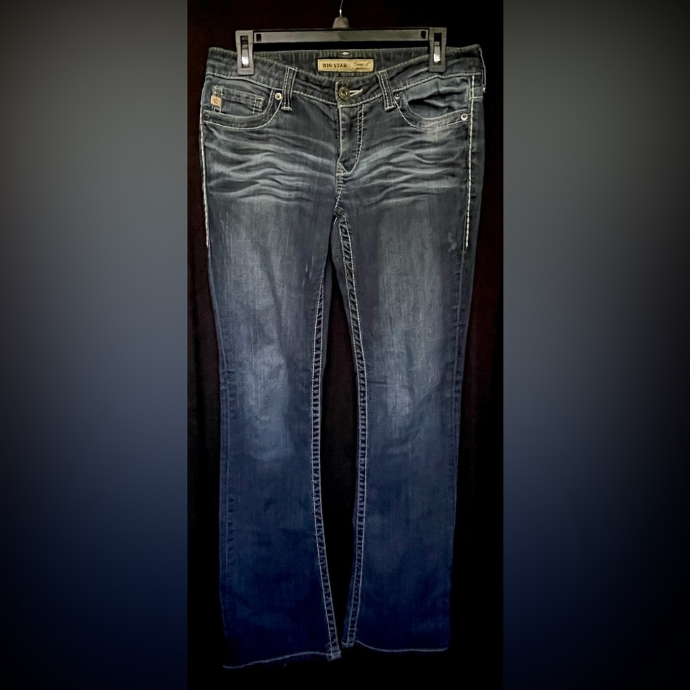 Big Star Casey K Blu Low Rise 32 Waist 32 Inseam Boot Cut 99% Cotton 1% Spandex